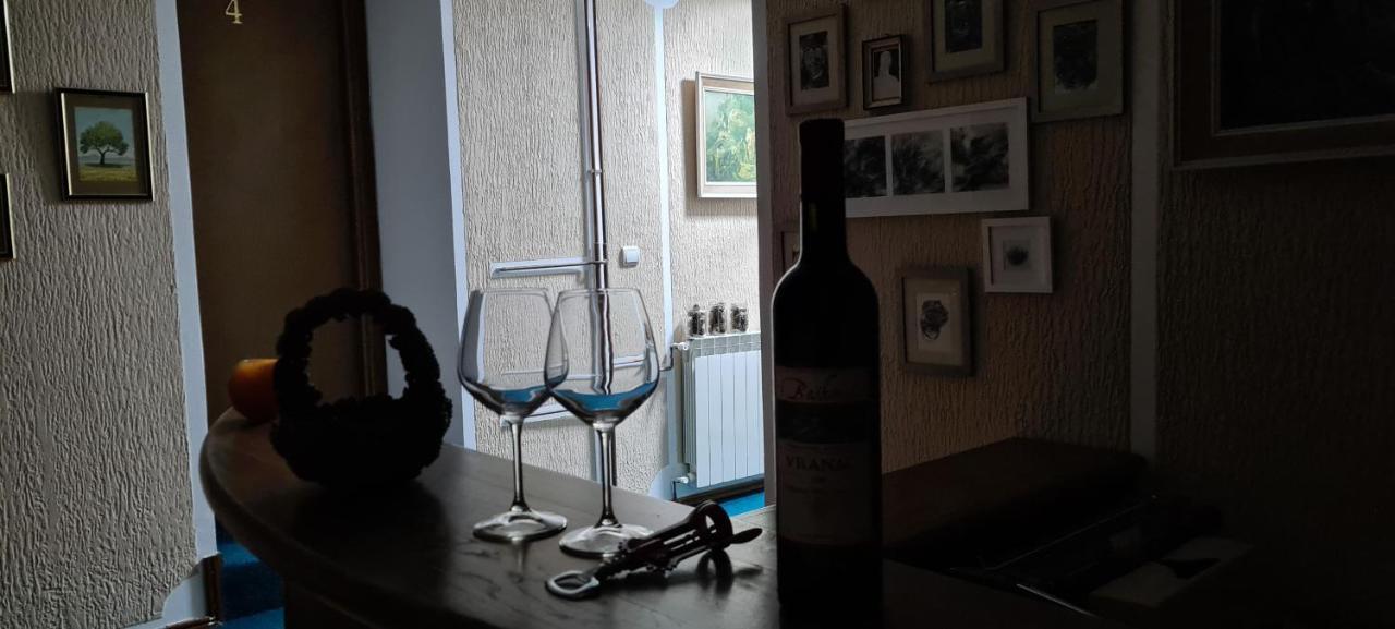 Guest House Tiha Noc Žabljak Eksteriør bilde