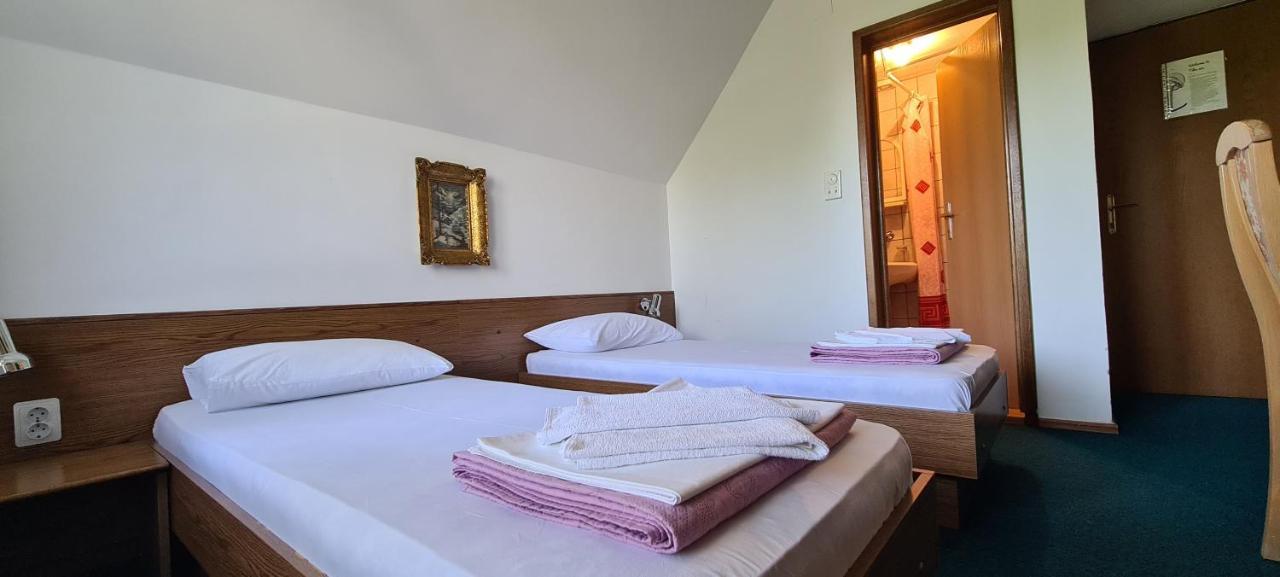 Guest House Tiha Noc Žabljak Eksteriør bilde