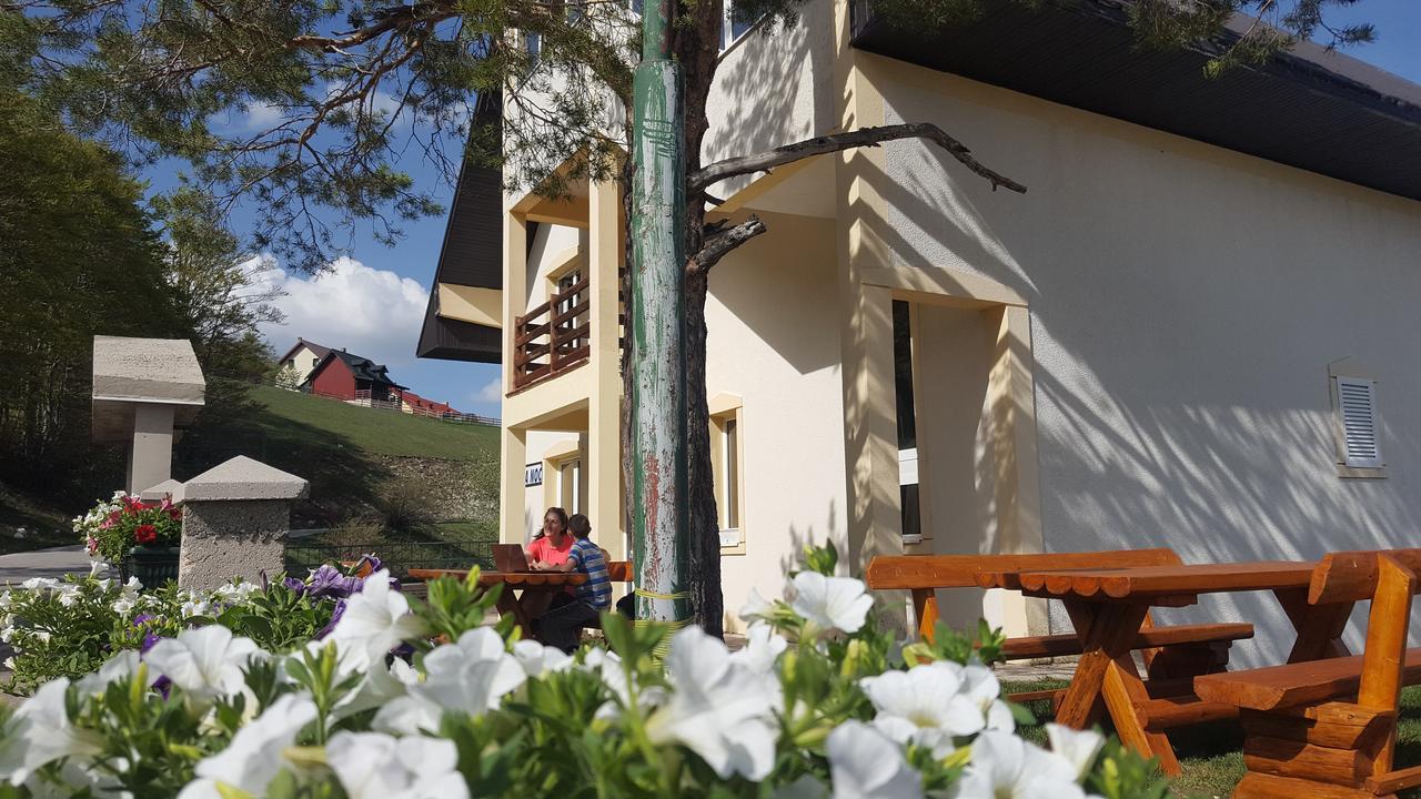 Guest House Tiha Noc Žabljak Eksteriør bilde