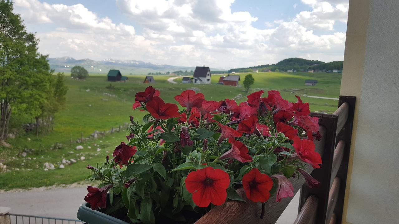 Guest House Tiha Noc Žabljak Eksteriør bilde